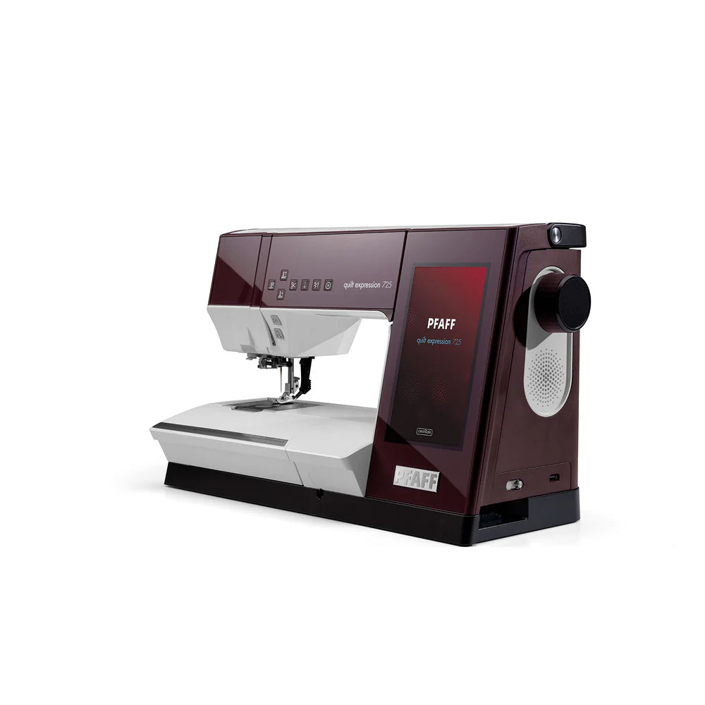 PFAFF® quilt expression™ 725 Sewing Machine - Classroom Machines