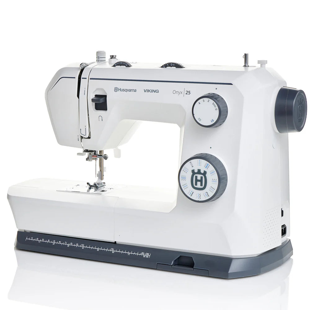 HUSQVARNA® VIKING® ONYX™ 25 Sewing Machine