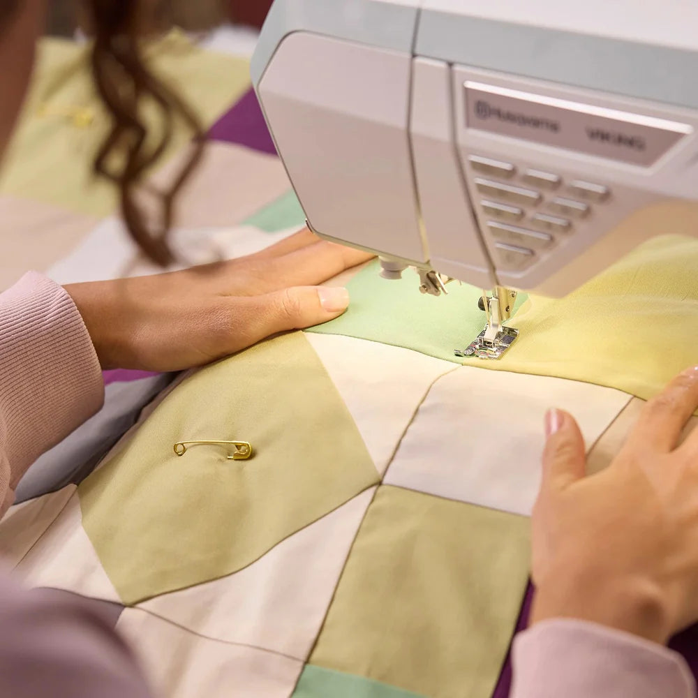 Husqvarna Viking Topaz 55Q Sewing Machine - Classroom Machines