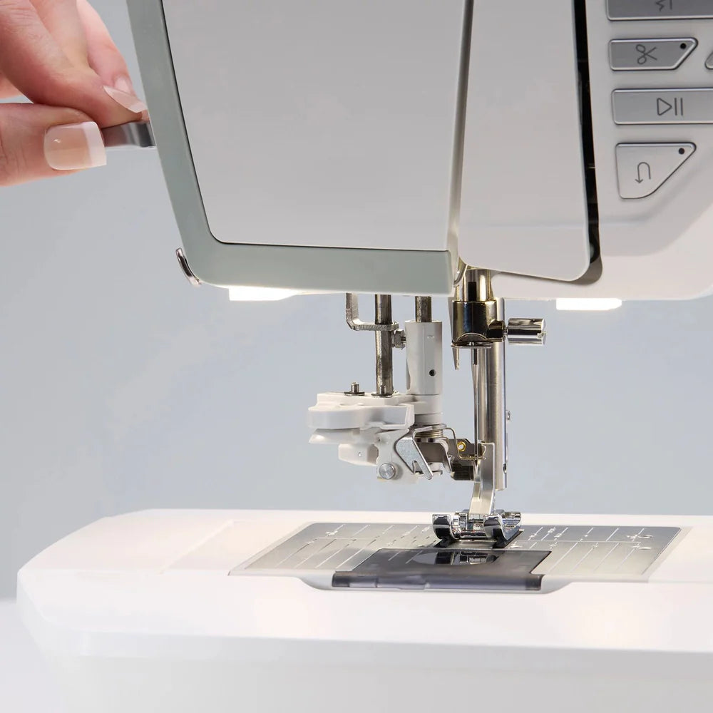 Husqvarna Viking Topaz 55Q Sewing Machine - Classroom Machines