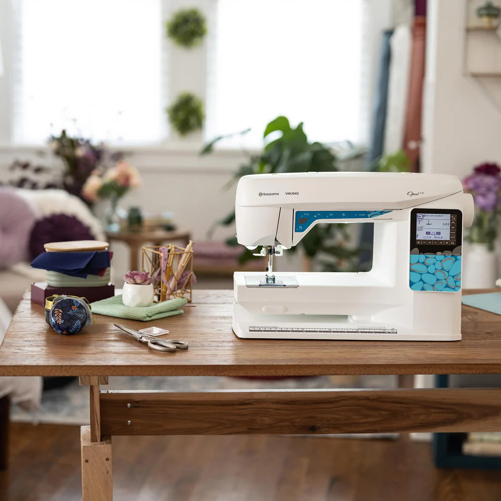 Husqvarna Viking Opal 670 - Facotry Refurbished Demo machine